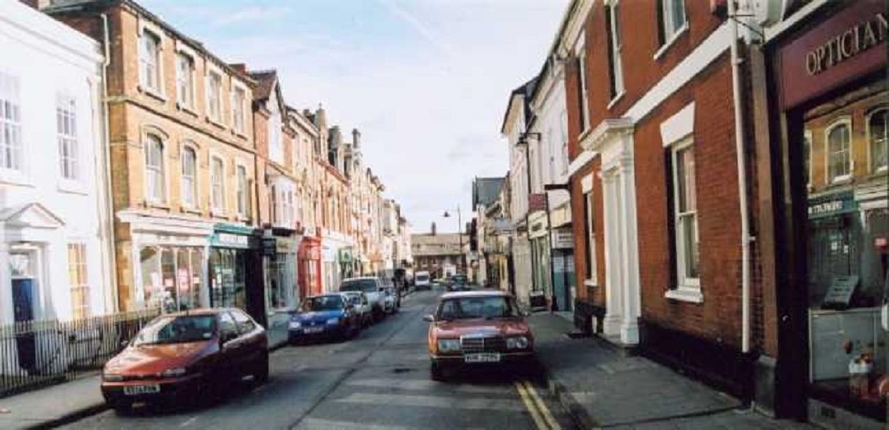 Swindon Old Town Duplex - Entercloud9Sa Lejlighed Eksteriør billede